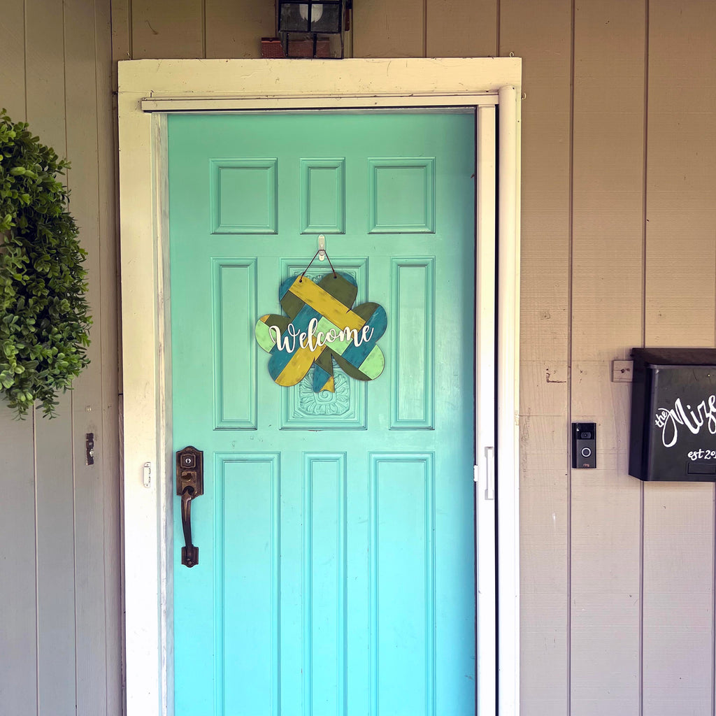 St. Patrick's Day Shiplap Handpainrted Welcome Door Hanger