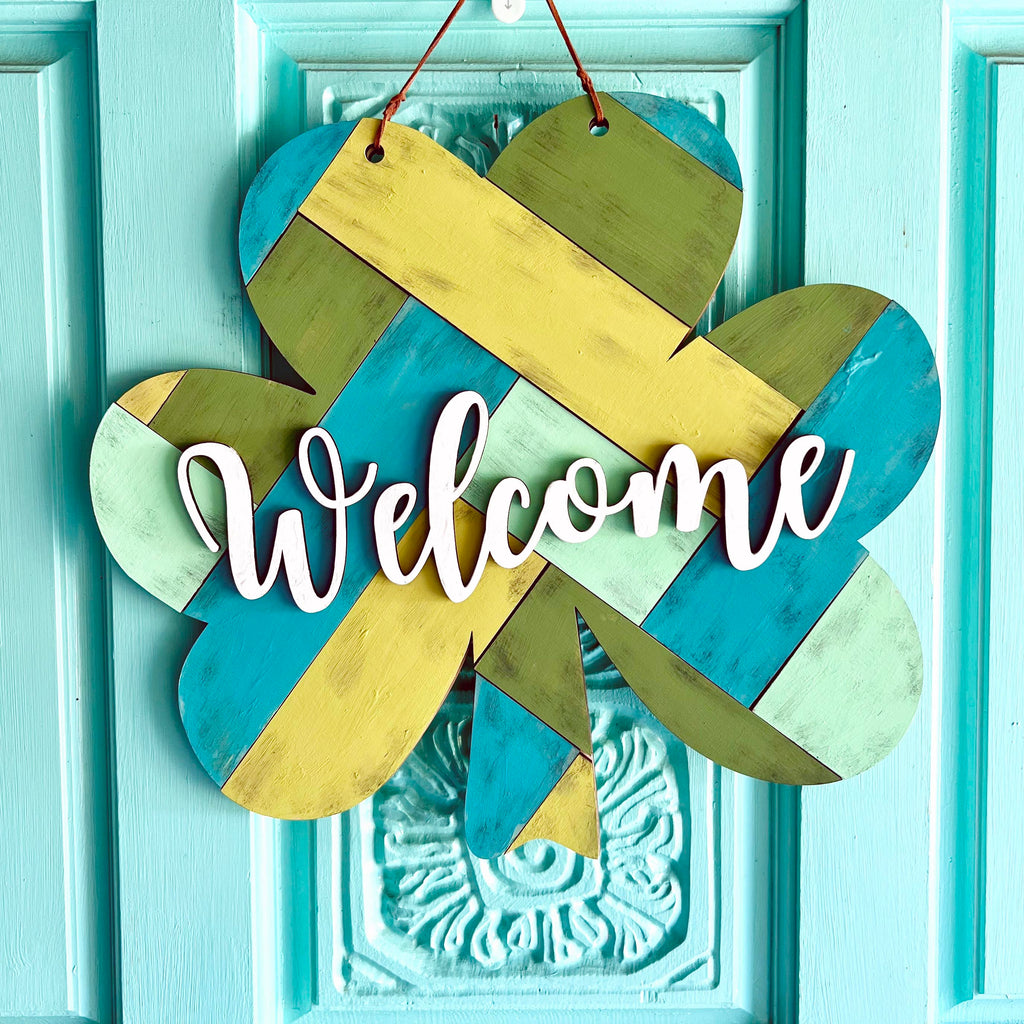 St. Patrick's Day Shiplap Handpainrted Welcome Door Hanger